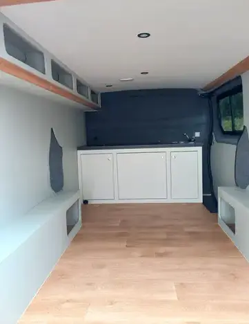 relooking de meubles à Clisson - image 3