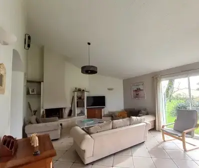 tapissier à La Bruffière - image 3